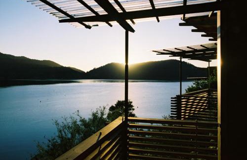 Arthur's Bay Resort | Bay of Many Coves
