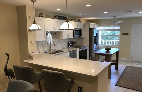 Siesta Key Condo | Bay to Beach Condo with a Cabana Full of Beach gear.