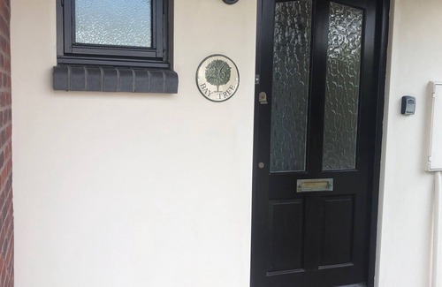 Braunton House | Bay Tree - centre Braunton - Saturday c/over - Walk to restaurants, pubs & shops
