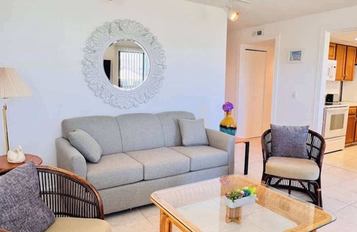 Little River Apartment | Bay Tree Great 1BR condo in Little River
