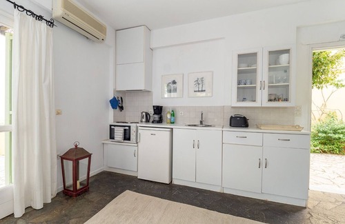 Gaios House | Bay View Jasmine Lower