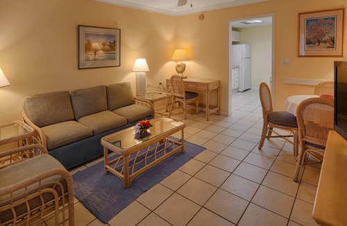 Paradise Island Apartment | Bay View Suites Paradise Island