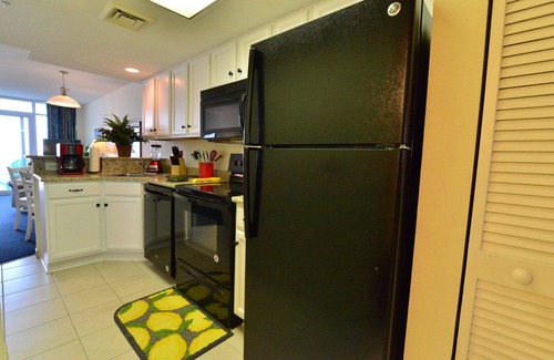 Crescent Beach Condo | Bay Watch Resort 419 - Beautiful OceanFront - 1 Bedroom 1 Bath
