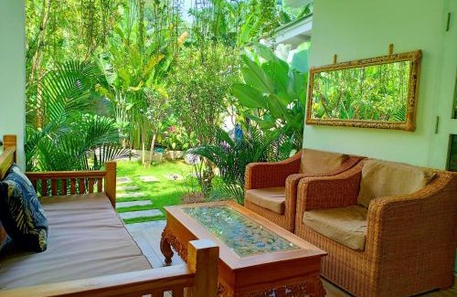 Senggigi Villa | Bayconur Villa