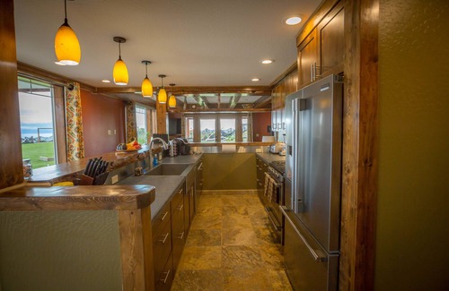 Homer Cabin | Baycrest Lodge