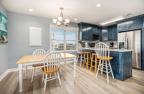 Acapulco Village Cottage | Bayfront dog-friendly home w/water views and dock access