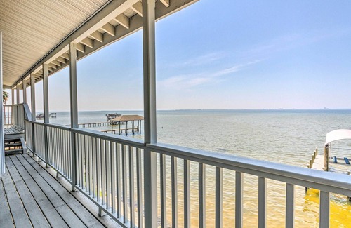 Fort Walton Beach - Destin House | Bayfront Niceville Getaway w/Private Dock!