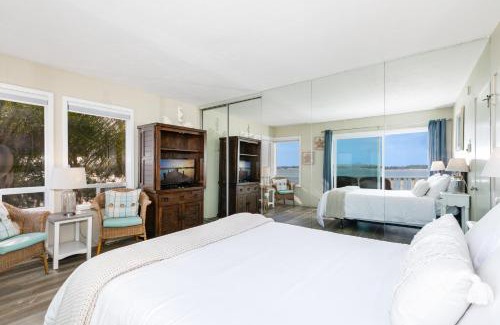 Crown Point House | Bayfront Oasis Close to Boardwalk and Water