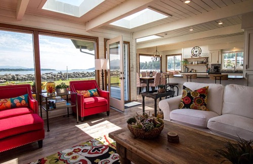 Lummi Island House | Baylight Beach House + Mother In-Law Appt for additional rate