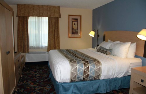 Stevens Point Hotel | Baymont by Wyndham Stevens Point