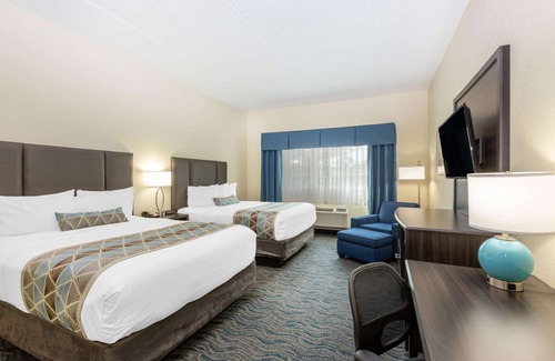 Des Moines Hotel | Baymont by Wyndham Des Moines Airport