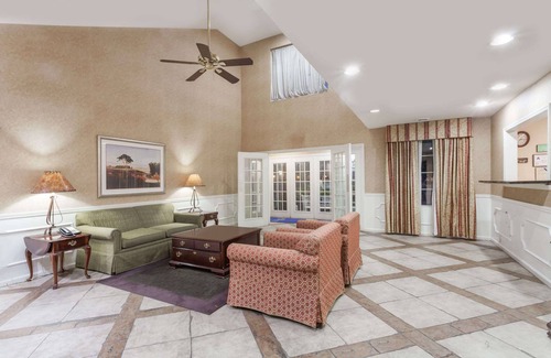 Hickory Hotel | Baymont by Wyndham Hickory