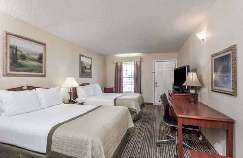Hickory Hotel | Baymont by Wyndham Hickory