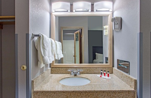 Lancaster Hotel | Baymont by Wyndham Lancaster