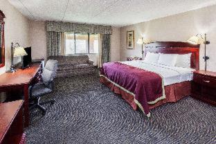 Michigan City Hotel | Baymont by Wyndham Michigan City