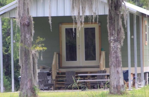 Pierre Part House | Bayou Belle Inn in Pierre Part, La sits on Belle River water frontage.