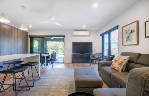 Mount Martha House | 'Bayside Garden' An Enchanted Peninsula Escape