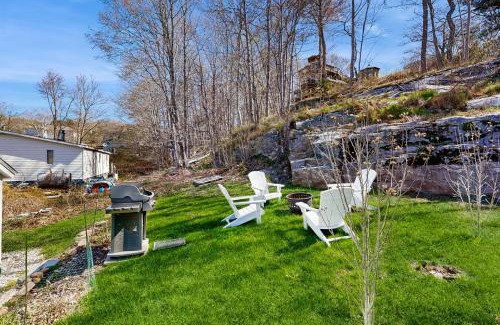 Boothbay Harbor House | Bayside Gardens Grande