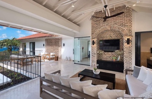 Kaneohe House | Bayside Haven- Pool and Hot Tub