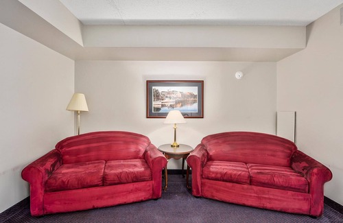 North East Resort | Bayview | 2-Room Deluxe Suite