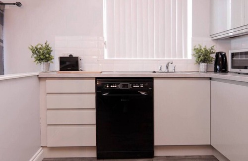 Drains Bay Condo | Bayview Apt 1 · Escape Ordinary at Bayview Apartments ~ Sea View