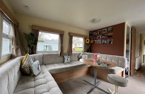 Cowes Resort | Bayview Beachlands - ferry offers available