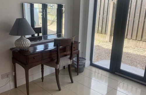 Dunmore East House | Bayview, Dunmore East, County Waterford - Sleeps 12 persons