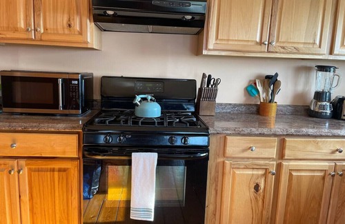 Stonington House | Bayview House 1br 2ba Stunning Harbor Views