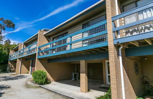 Lorne Apartment | Bayview Number Two