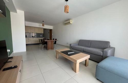 St. Julian's Apartment | Bayview Seafront 5A