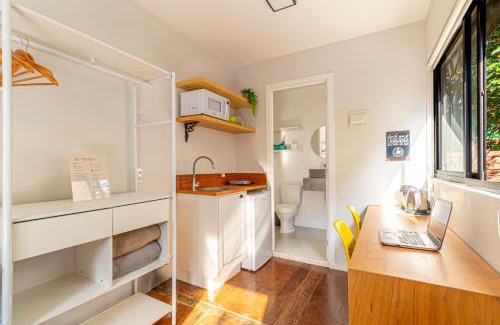 Lagoa da Conceicao Apartment | BBQ-Varanda-Netflix-Cozinha Completa-Piscina-AC
