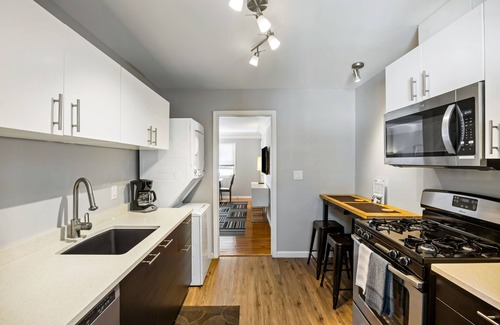 Buckhead Apartment | (BC1bF) Safe + Clean Condo w/Free Parking, near Shepherd Center