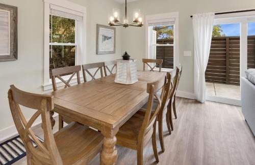 Corolla Light Villa | BCW29A Boone Docks 2 Min Walk to Beach