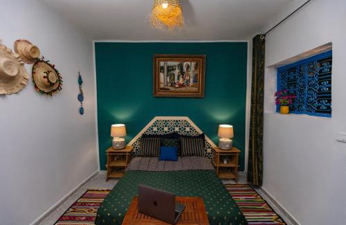 Tozeur House | BDar Stay Maison d'hôtes avec piscine et rooftop à Tozeur, à 10 min de la Médina