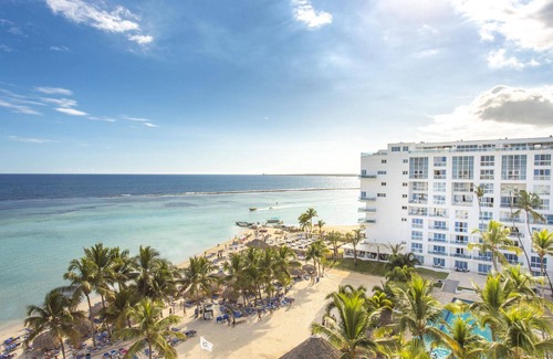 Boca Chica Hotel | Be Live Experience Hamaca Beach