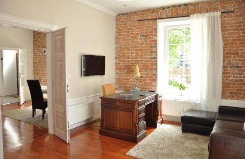 Bialoleka Apartment | BE WELL 3-Rooms Apartment with Parking and Garden