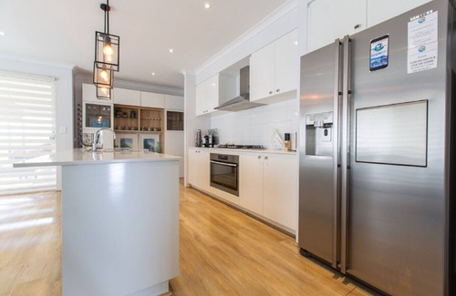 West Busselton House | Be Wowed By Bayou: Your Ultimate Escape
