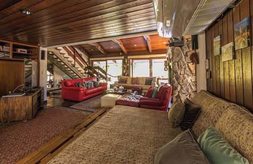 Vila Assuncao House | Beautiful Mansion in Asuncion