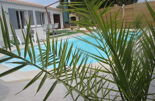 Cheray House | Beautiful house Oléron (FR) Pool heater private + adapted to PMR