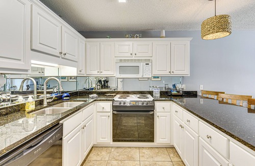 West Panama City Beach Condo | Beach Access, Pools & Tennis: Family PCB Condo!