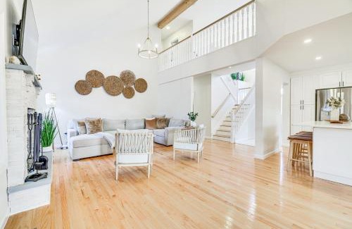 Tobyhanna House | Beach and Lake Access Family Poconos Home with Deck