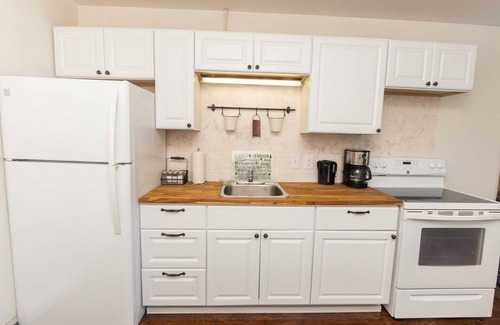 Wellington Cottage | Beach and Main near Wellington Beach, PEC