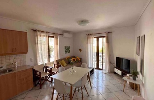 Ireon Condo | Beach apartment in Ireon , close to the airport