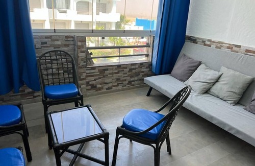 El Mansouria Apartment | Beach apartment with sea view and swimming pool
