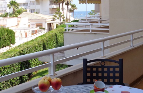 Denia Apartment | Beach apartment with sea views in gated community with swimming pool