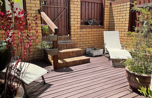 Tannum Sands House | BEACH AVE - WALK TO BEACH, SHOPS & TAVERN