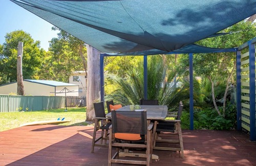 Narrawallee House | Beach Bangalow in Narrawallee