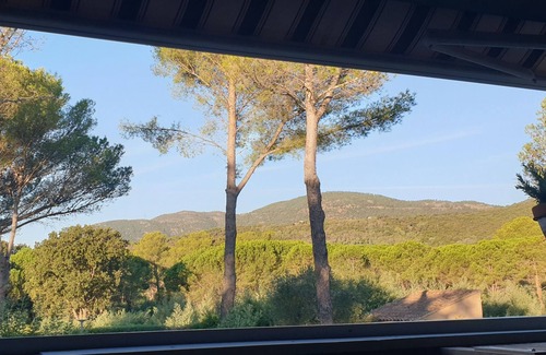 La Croix-Valmer Apartment | BEACH BETWEEN CAVALAIRE AND LA CROIX VALMER. close to SAINT TROPEZ.