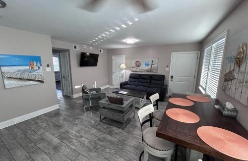 Brigantine Apartment | Beach Block Parking Modern Decor Porch