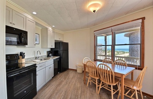 Buxton Cottage | Beach Break Cottage- Excellent Ocean Views- Steps to Beach- Community Pool